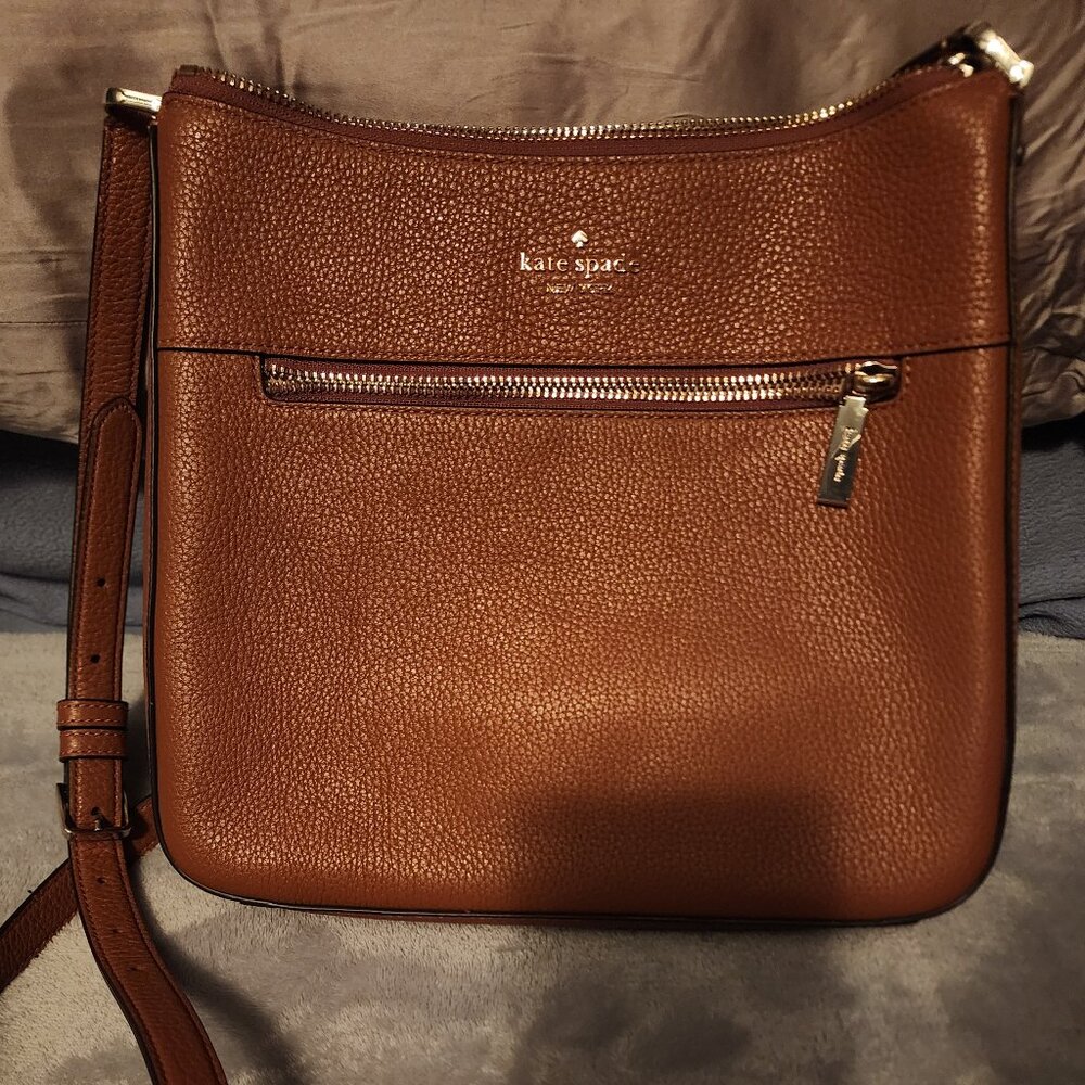 Kate Spade Leila Swingpack Crossbody Brown Leather